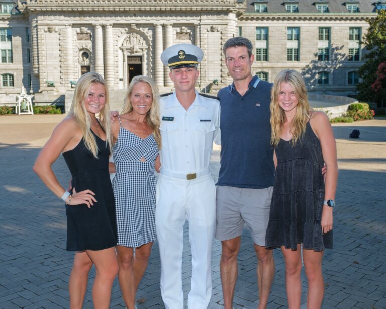 Hope Frost, Kim Frost, Tate Frost, Ryan Frost, Eve Frost