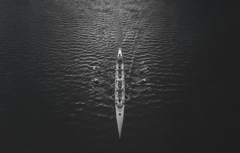 Rowing, Unsplash.