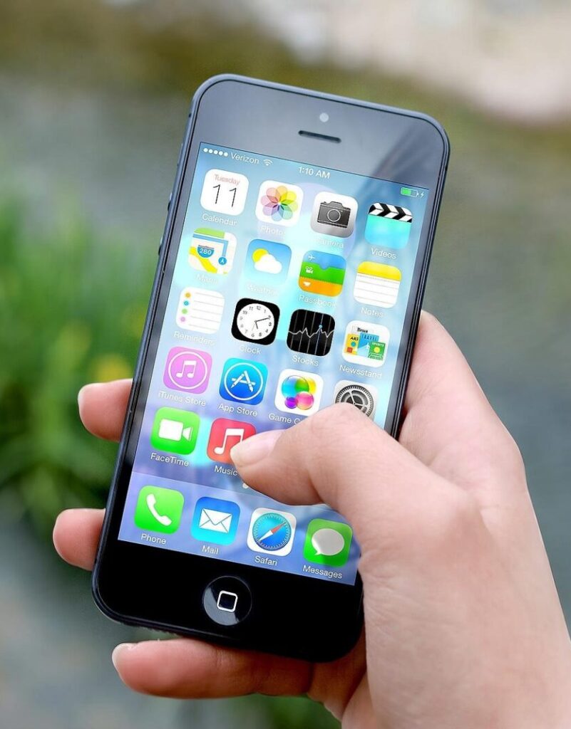 jeshoots com iphone 410311 1920 1 scaled e1771949771924